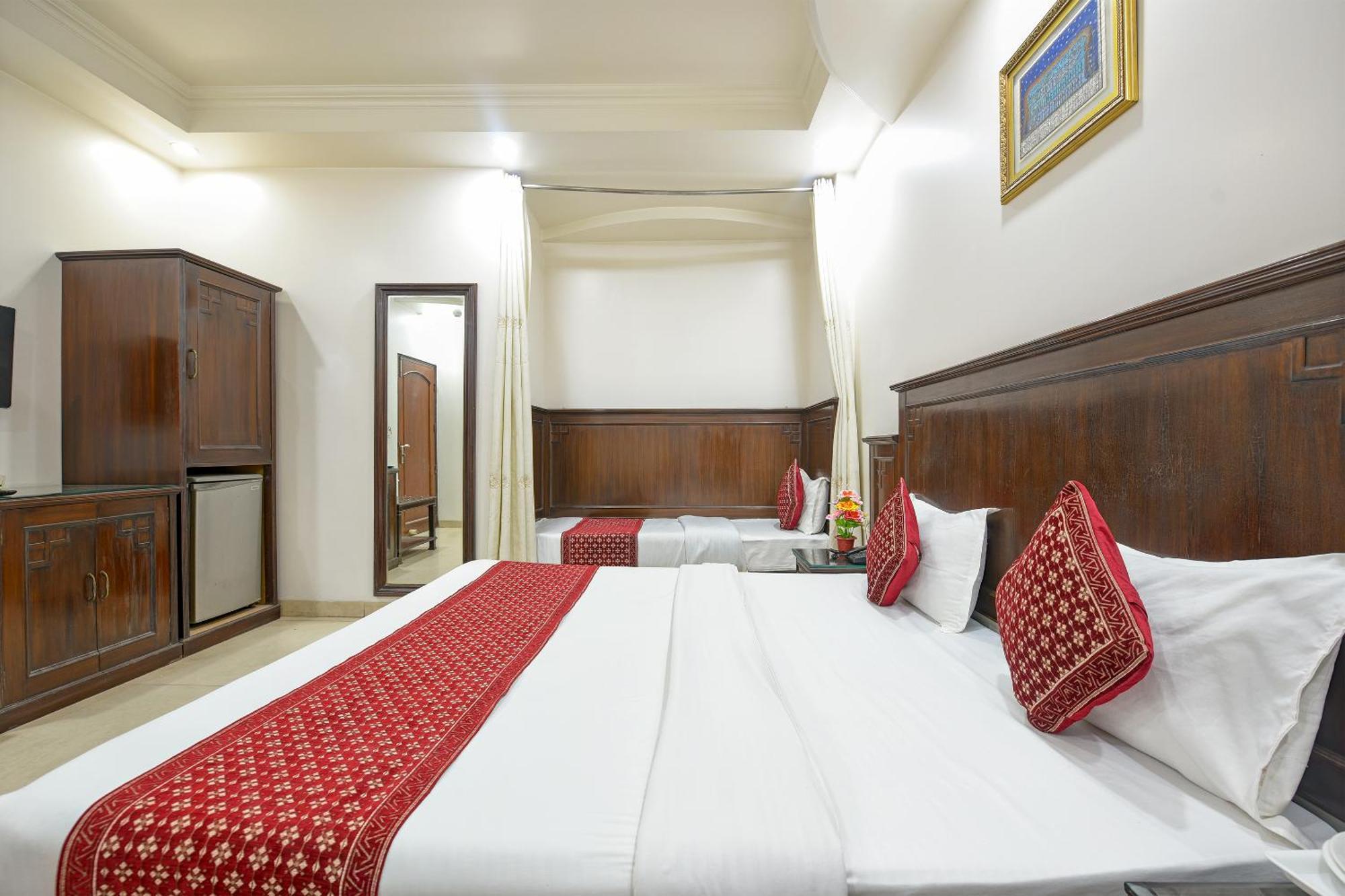 Hotel Legend - Walk-In From New Delhi Railway Station ניו דלהי מראה חיצוני תמונה